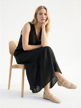 Charger l'image dans la galerie, Women's dress, 100% linen-1