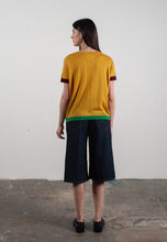 Charger l'image dans la galerie, T-shirt col rond manches courtes femme en cachemire &amp; laine ultrafin jaune &amp; rouge bordeaux &amp; vert - KELLY 8-2
